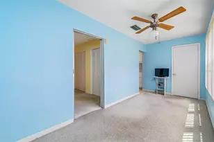 5521 80th St N, Saint Petersburg, FL 33709 - Photo 17