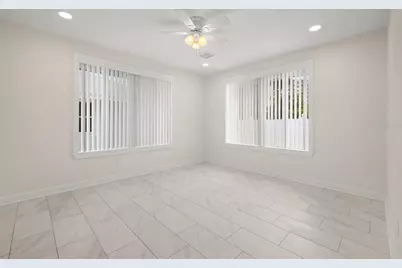 850 Mandalay Avenue, Clearwater Beach, FL 33767 - Photo 29