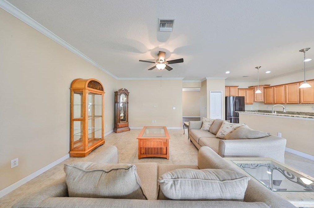 13202 Graham Yarden Dr, Riverview FL 33579-2386 exterior