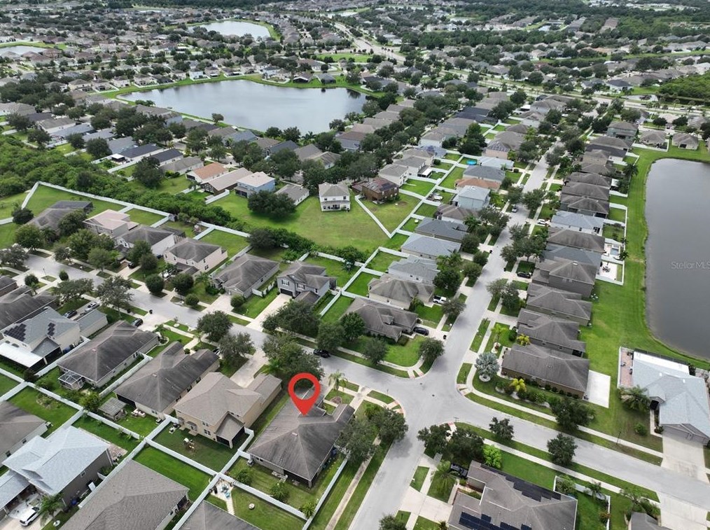 13202 Graham Yarden Dr, Riverview FL 33579-2386 exterior