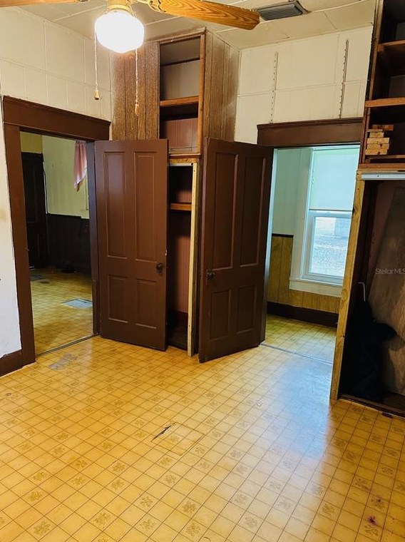 1101 32 Ave, Tampa FL 33619-1403 exterior