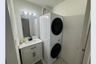 3730 42nd Way S #H, Saint Petersburg, FL 33711 - Photo 9