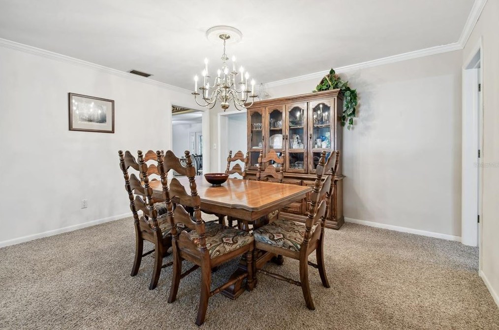 10221 Imperial Pt Dr, Largo FL 33774-5018 exterior