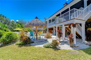 262 Banana Rd, Palm Harbor, FL 34683 - Photo 9