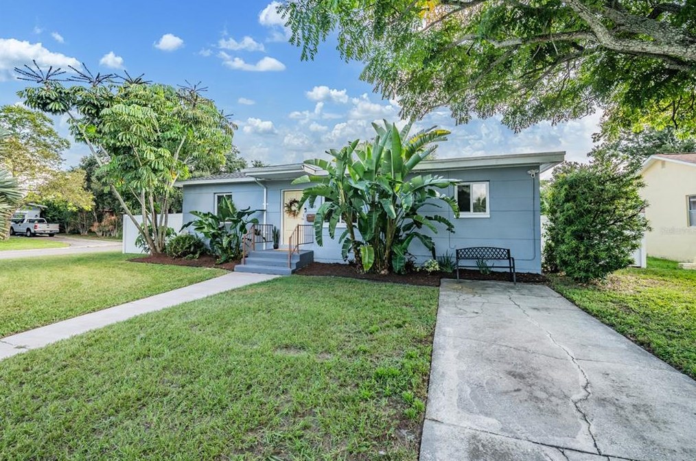 3100 34th Ave, Saint Petersburg FL  33713-1523 exterior