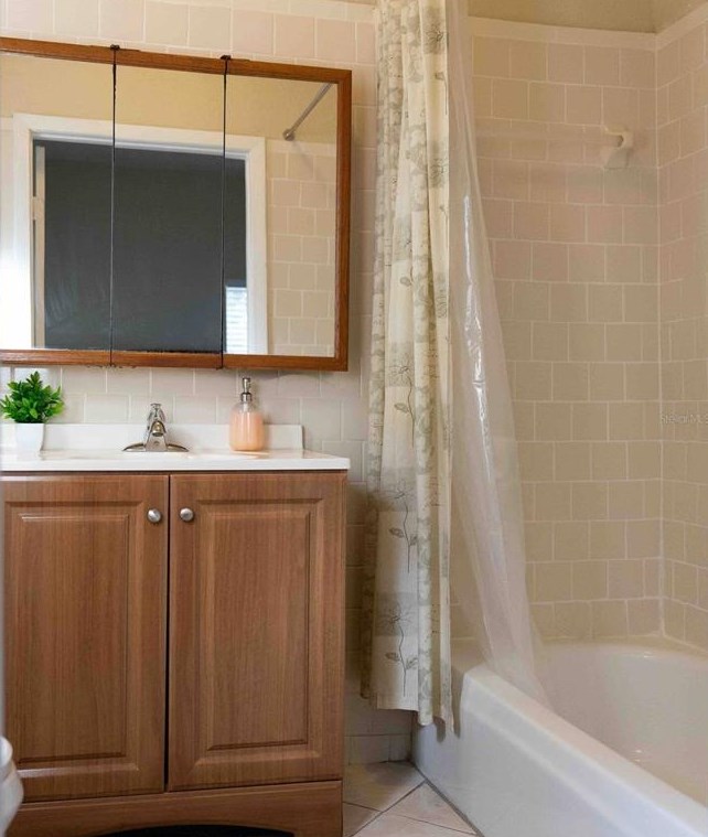 3507 12th St, Tampa FL 33605-1015 exterior