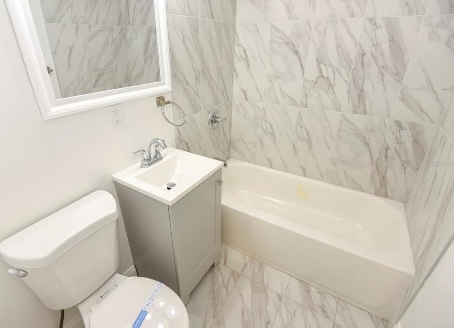 138 Kingston Ave, Daytona Beach FL 32114-2175 exterior