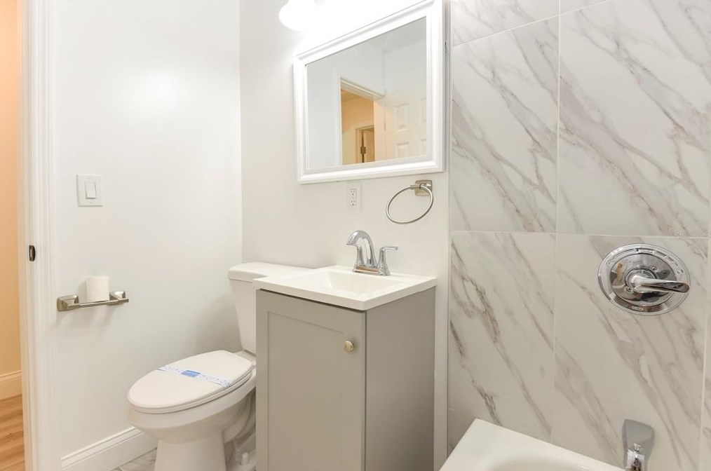 138 Kingston Ave, Daytona Beach FL 32114-2175 exterior