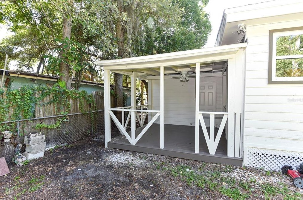 138 Kingston Ave, Daytona Beach FL 32114-2175 exterior