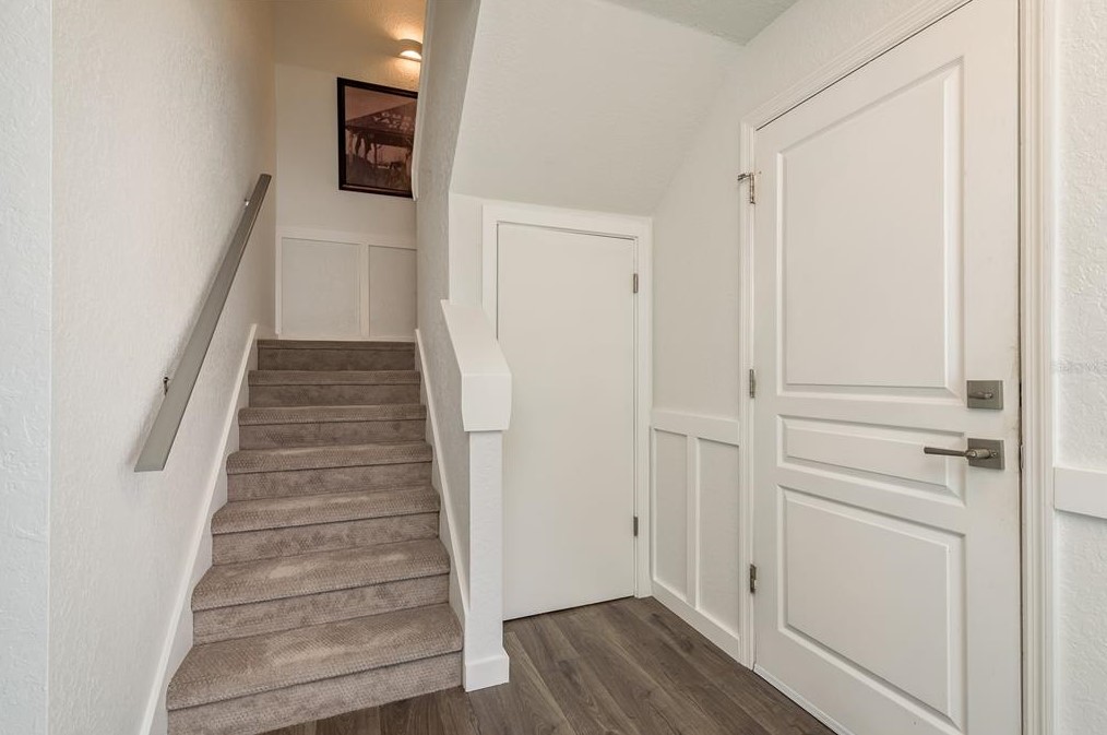 1345 Curlew Rd, Dunedin FL 34698-1924 exterior