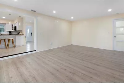 11452 81st Place, Seminole, FL 33772 - Photo 15