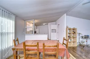 6825 23rd St, Zephyrhills, FL 33542 - Photo 7