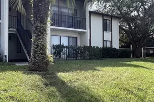 2688 Pine Ridge Way N, Palm Harbor, FL 34684 - Photo 1