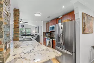 18593 Bridle Club Dr, Tampa, FL 33647 - Photo 11