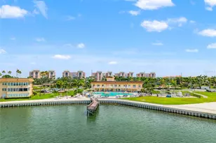 5200 Brittany Dr S, Saint Petersburg, FL 33715 - Photo 51