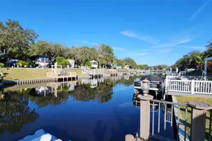 556 Waterway Dr, Lake Wales, FL 33898 - Photo 1