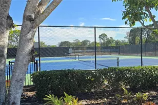 5623 80th St N, Saint Petersburg, FL 33709 - Photo 27