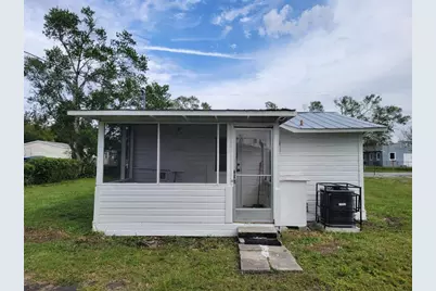1058 N Davis Avenue, Lakeland, FL 33805 - Photo 1