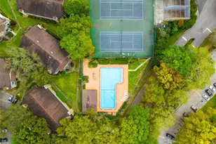 14323 Hanging Moss Cir, Tampa, FL 33613 - Photo 17