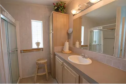 37449 Gill Avenue, Zephyrhills, FL 33541 - Photo 9