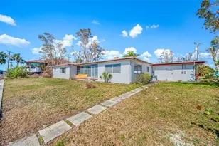 5412 Pali Way, Saint Pete Beach, FL 33706 - Photo 17