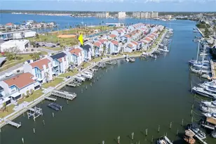 179 Medallion Blvd, Madeira Beach, FL 33708 - Photo 17