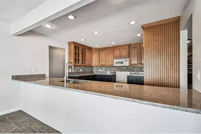 529 Johns Pass Avenue, Madeira Beach, FL 33708 - Photo 47