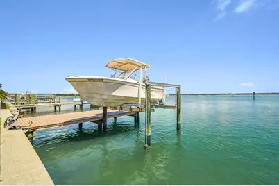 529 Johns Pass Avenue, Madeira Beach, FL 33708 - Photo 7