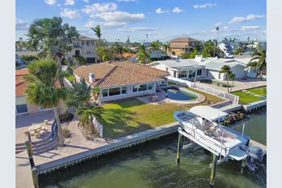 529 Johns Pass Avenue, Madeira Beach, FL 33708 - Photo 23