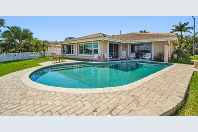 529 Johns Pass Avenue, Madeira Beach, FL 33708 - Photo 35