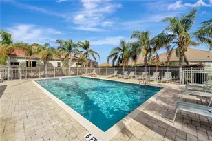 27133 Ipswich Dr, Englewood, FL 34223 - Photo 3