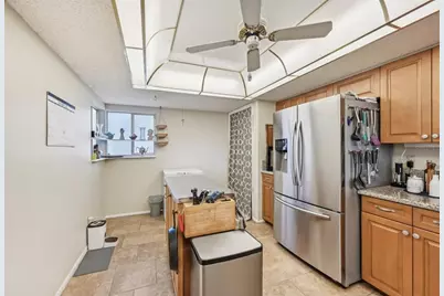 1050 Riverside Drive #A201, Palmetto, FL 34221 - Photo 9