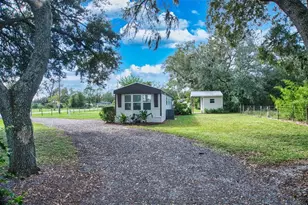 2307 Fritzke Rd, Dover, FL 33527 - Photo 3