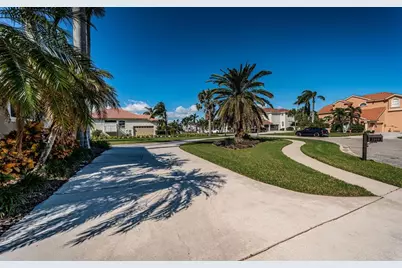 5944 Bay Drive S, Gulfport, FL 33707 - Photo 45