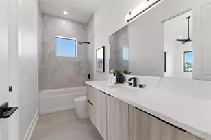 1954 Iowa Ave NE, Saint Petersburg, FL 33703 - Photo 65