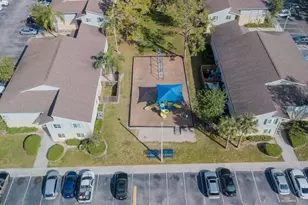 237 Thorntree Pl, Brandon, FL 33510 - Photo 1
