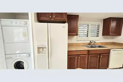 3076 Eastland Boulevard #106, Clearwater, FL 33761 - Photo 17