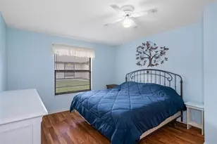 37820 Alissa Dr, Zephyrhills, FL 33542 - Photo 21