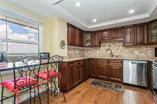 5200 Brittany Dr S, Saint Petersburg, FL 33715 - Photo 3