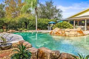 2501 Rustic Oaks Dr, Lutz, FL 33559 - Photo 9