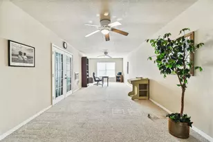 12709 Mannhurst Oak Ln, Lithia, FL 33547 - Photo 71