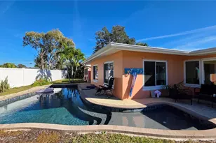 552 Tradewinds Dr, Dunedin, FL 34698 - Photo 53