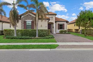 23503 Waverly Cir, Venice, FL 34293 - Photo 1