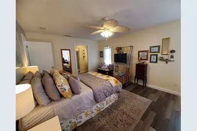 1707 New Bedford Drive, Sun City Center, FL 33573 - Photo 9