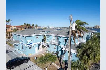 483 E Shore Drive #D4, Clearwater Beach, FL 33767 - Photo 19