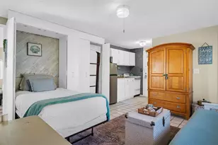483 E Shore Dr, Clearwater Beach, FL 33767 - Photo 5