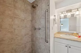 3918 W Fig St, Tampa, FL 33609 - Photo 13