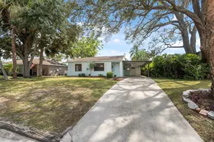 3918 W Fig St, Tampa, FL 33609 - Photo 1