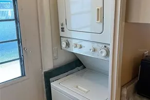 11300 124th Ave, Largo, FL 33778 - Photo 9