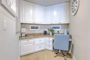 501 Mandalay Ave, Clearwater Beach, FL 33767 - Photo 23